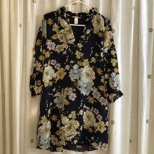 Sheath floral dress